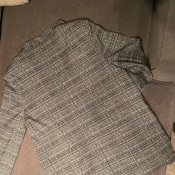 David Lerner Oversized Blazer - Picture 6 of 7